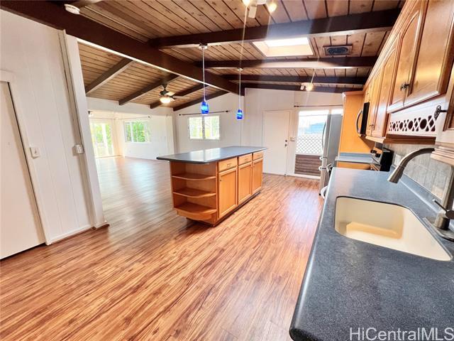 Foto del edificio - 2407 Komo Mai Dr