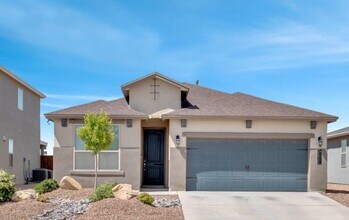Building Photo - 13935 Summer Harmony Ave