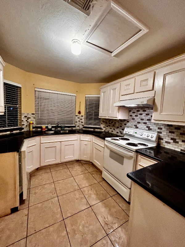 Building Photo - 1619 Bugle Run Dr