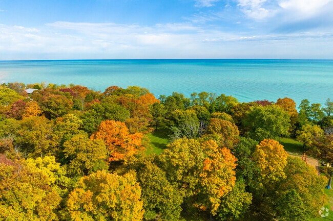 North Chicago has a wonderful location right alongside Lake Michigan.