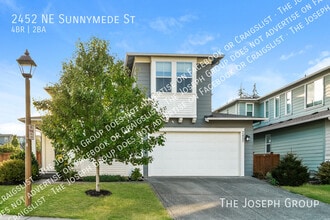 Building Photo - 2452 NE Sunnymede St