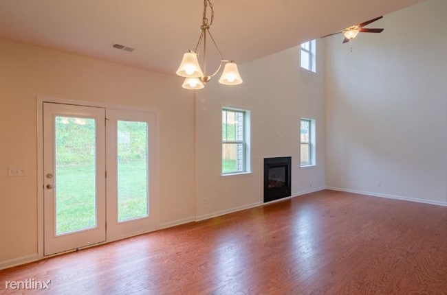 Building Photo - 4 br, 2.5 bath House - 20 Henbit Way