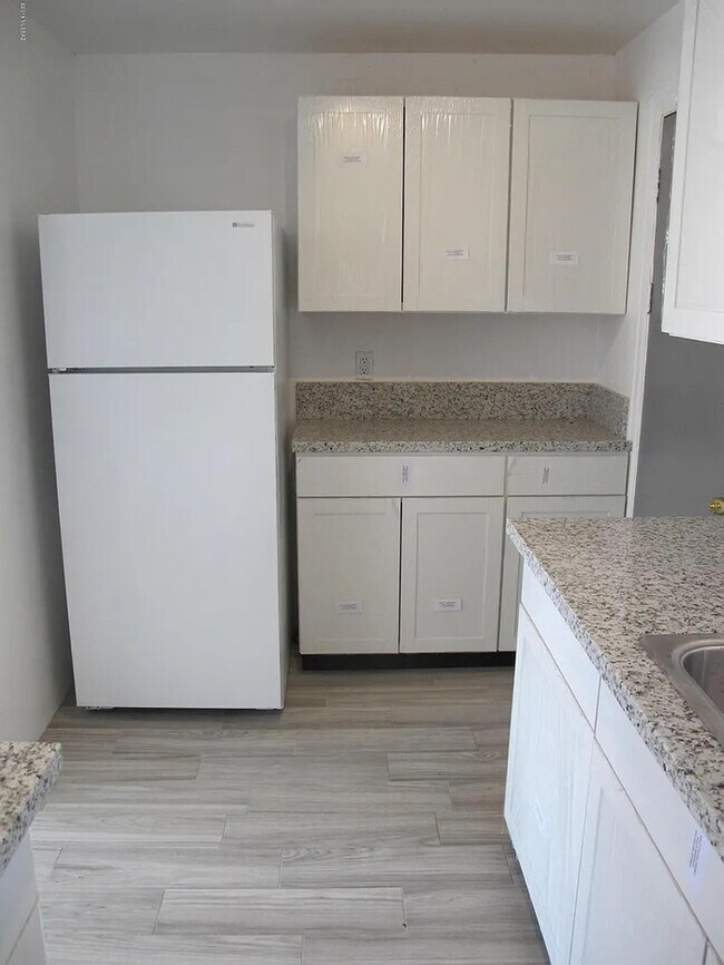 Foto del edificio - House for Rent
