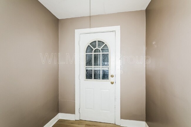 Building Photo - 3006 Noble St