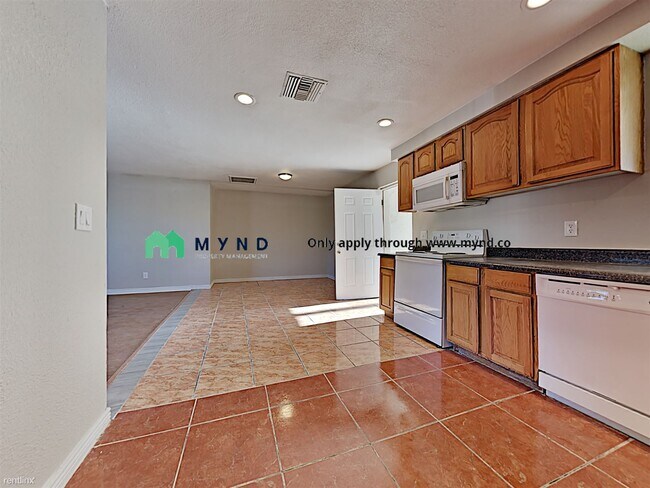 Building Photo - 6 br, 2 bath House - 4009 N 48th Ave