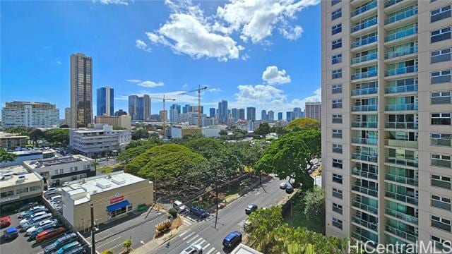 Building Photo - 1314 Kalakaua Ave