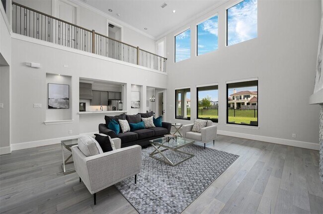 Foto del edificio - 2327 Wyndam Heights Ln