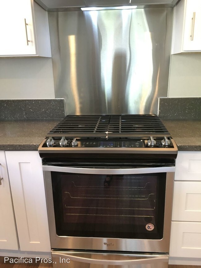 Building Photo - 3 br, 2 bath House - 2446 El Lujo Way