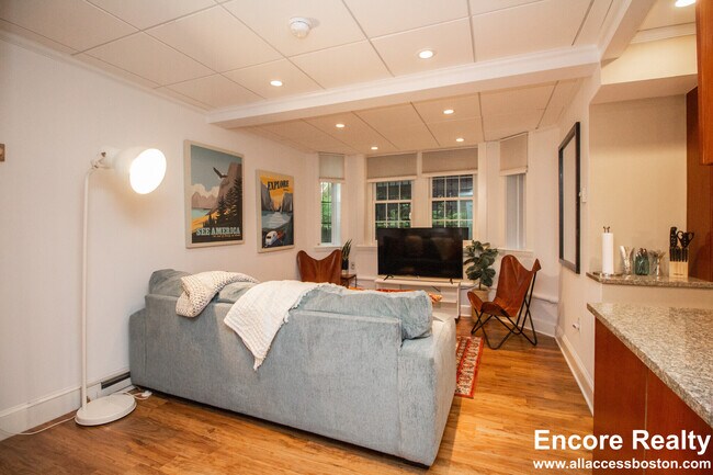 Foto del edificio - 1253 Beacon St