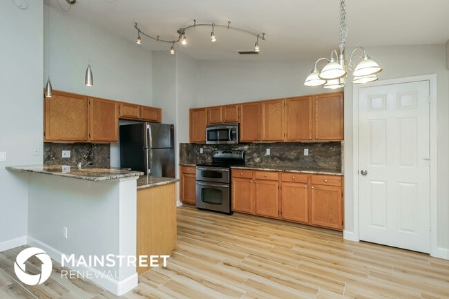 Foto del edificio - 1668 E Golden Ln