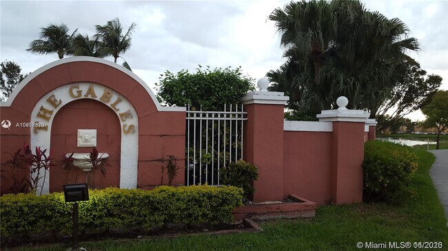 Foto del edificio - 8515 NW 3rd Ln