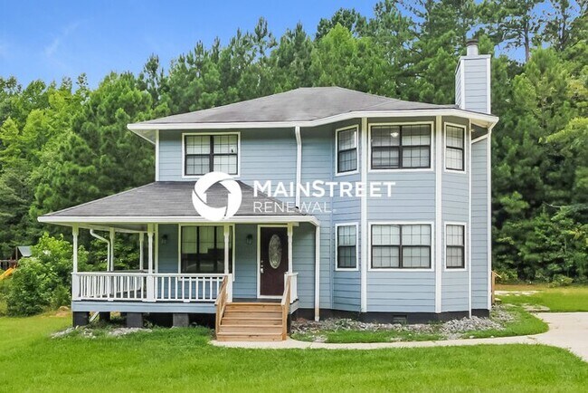 Foto del edificio - 3 Bedroom Pet-Friendly Home in Newnan, GA with Main Street Renewal