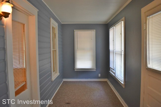 Building Photo - 1 br, 1 bath House - 803 W. Jefferson