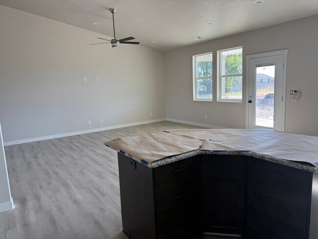 Building Photo - 3071 S 3500 W