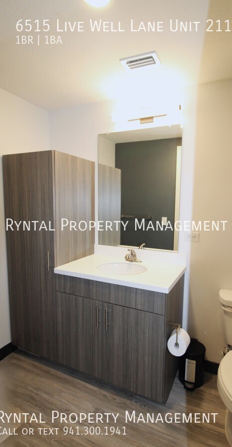 Foto del edificio - FREE RENT! Cozy Studio Apartment- Fully Fu...