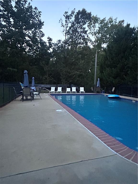 Foto del edificio - 3200 Rockport Ct