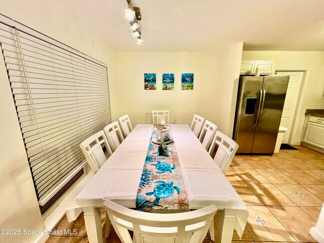 Building Photo - 133 NE 1st St