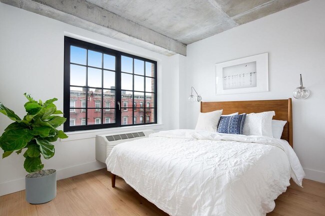 Foto del edificio - 774 Grand St