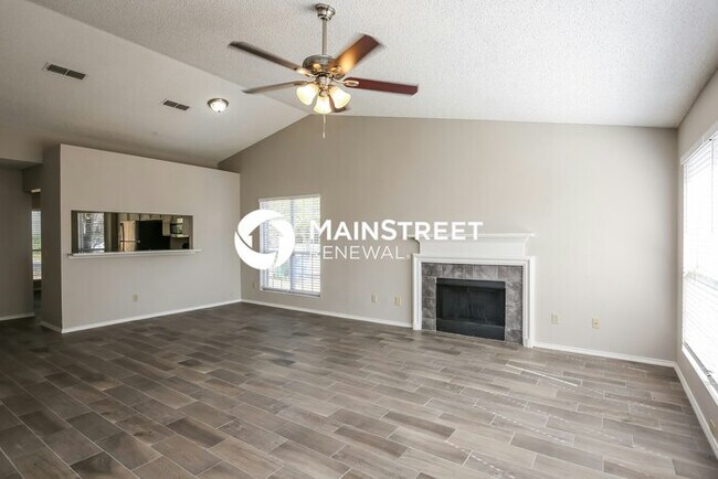 Foto del edificio - 3 Bedroom Pet-Friendly Home in Watauga, TX with Main Street Renewal