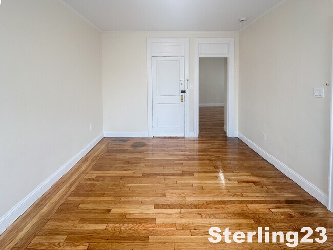 Building Photo - 3226 33rd St