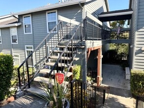 Building Photo - 7670 Canyon Meadows Cir