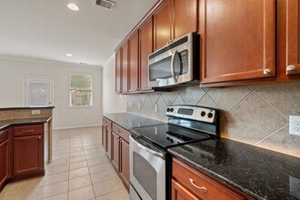 Building Photo - 24606 Folkstone Cir