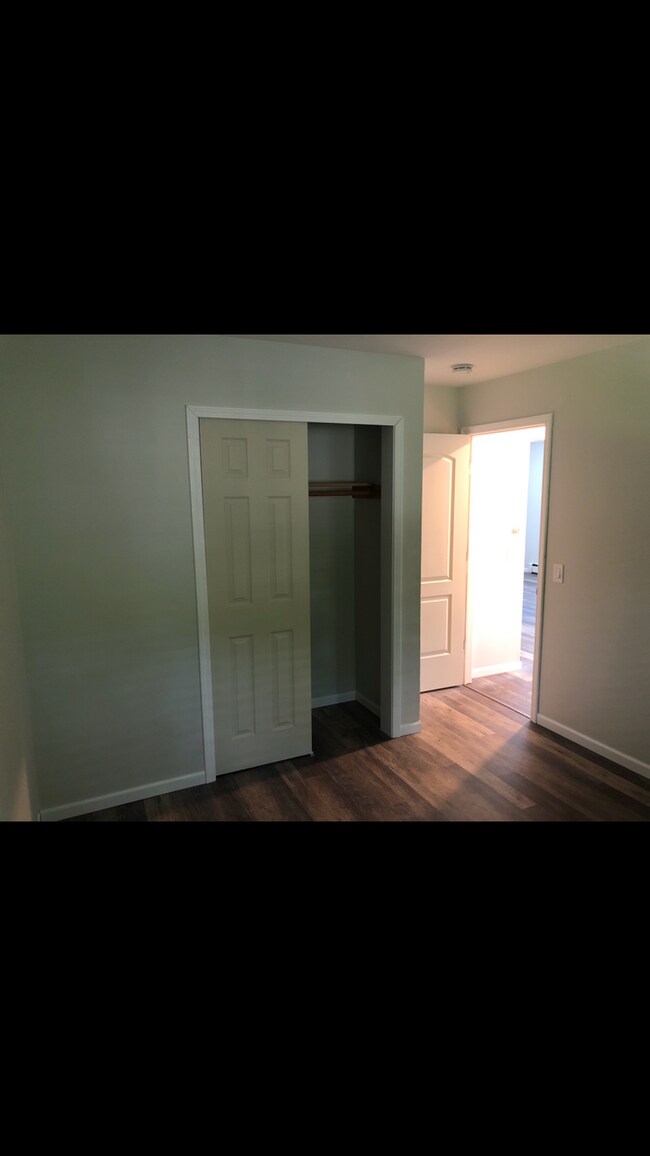 Building Photo - 1709 Blossom Ln