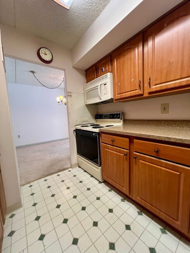 Foto del edificio - Gorgeous 2-Bedroom Condo at Crum Creek Val...