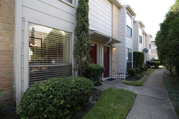 Building Photo - 2100 Wilcrest Dr