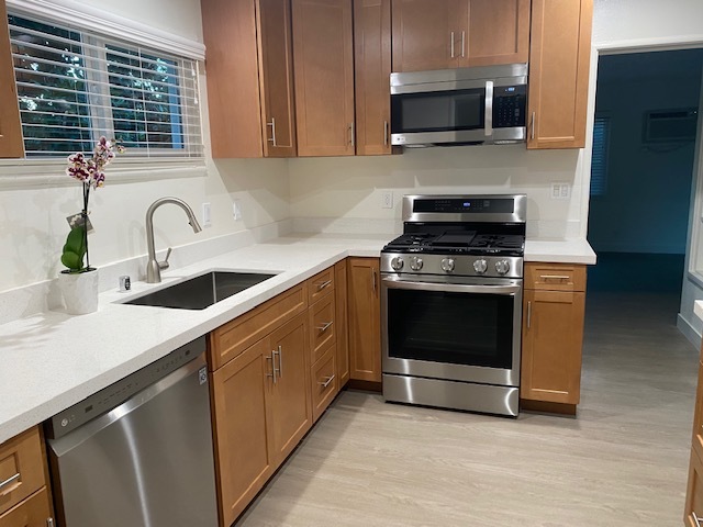 Brand New Kitchen - 4406 Vantage Ave