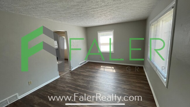 Building Photo - 3 Bedroom Cape Cod