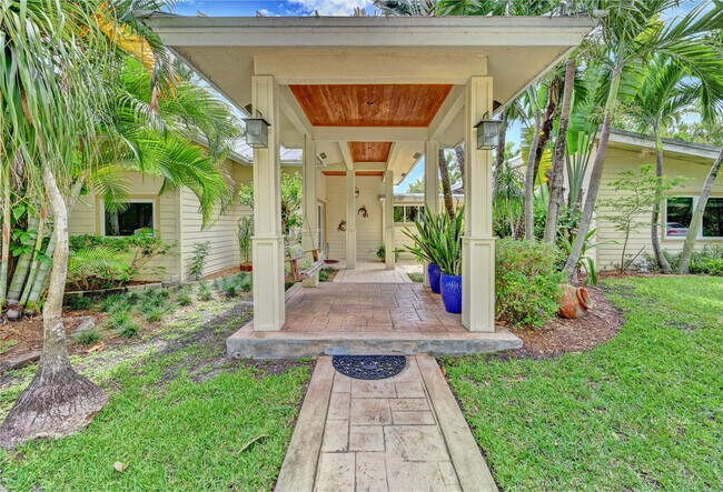 Foto del edificio - 2150 Tanbark Ln