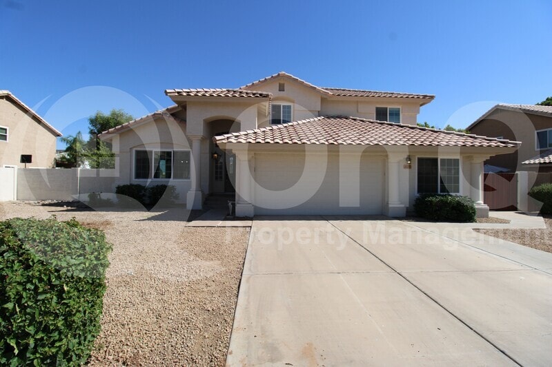Primary Photo - 4277 East Desert Lane