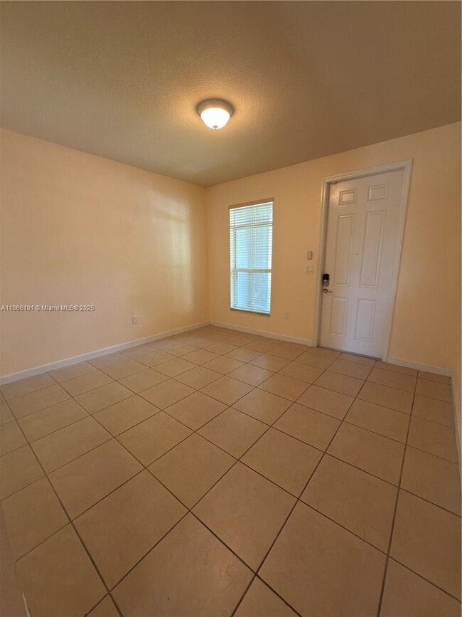 Foto del edificio - 14728 SW 25th Ln