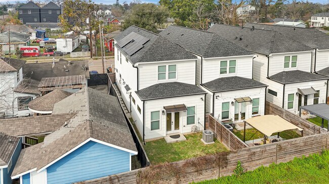 Building Photo - 4506 Hardy St