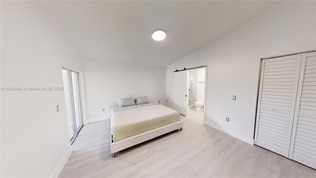 Building Photo - 3834 SW 149th Pl