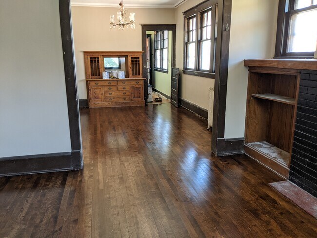Hall/Dining with Hardwood floors - 1108 W 28th St