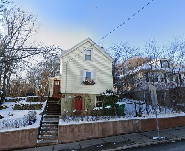 Building Photo - 232 Fulton St