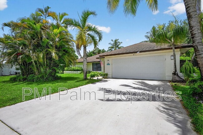 Building Photo - 2700 Yarmouth Dr