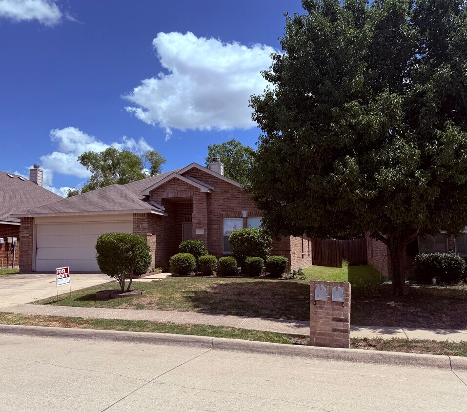 Primary Photo - 12736 Northern Pine Dr