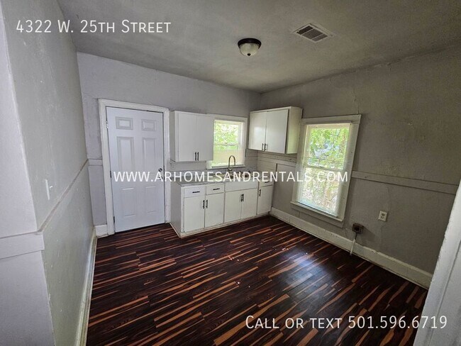 Building Photo - 4322 W 25th St