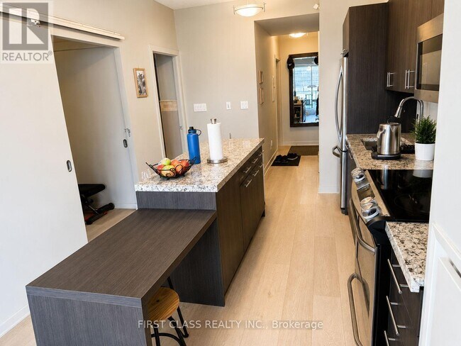 Photo du bâtiment - 126 Simcoe St
