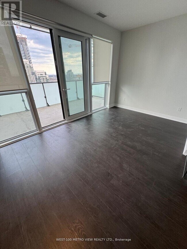 Building Photo - 430 Square One Dr