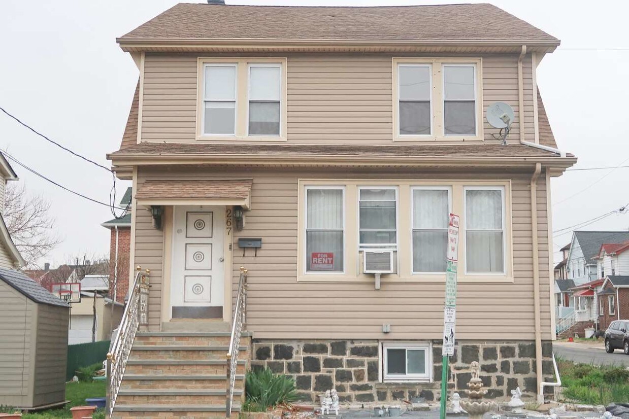 Primary Photo - 267 Wilson Ave
