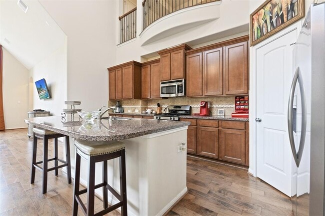Building Photo - 12420 Tyler Springs Ln