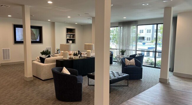 Foto del edificio - 19101 Town Ridge Ln