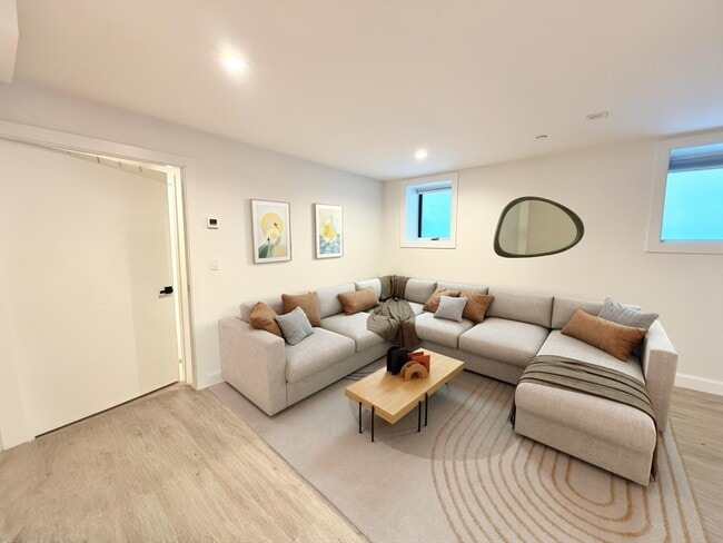 Foto del edificio - 182 Webster St