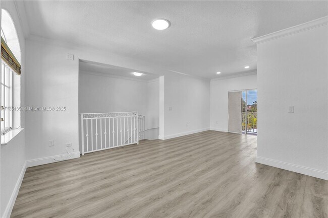 Foto del edificio - 7210 NW 174th Terrace