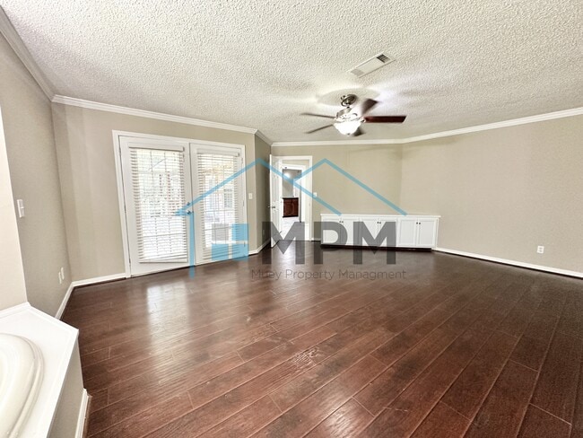 Building Photo - 307 Briarcliff Dr