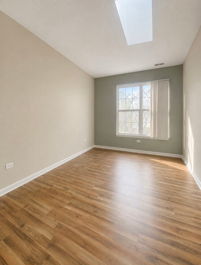 Foto del edificio - 1620 Grove Ave